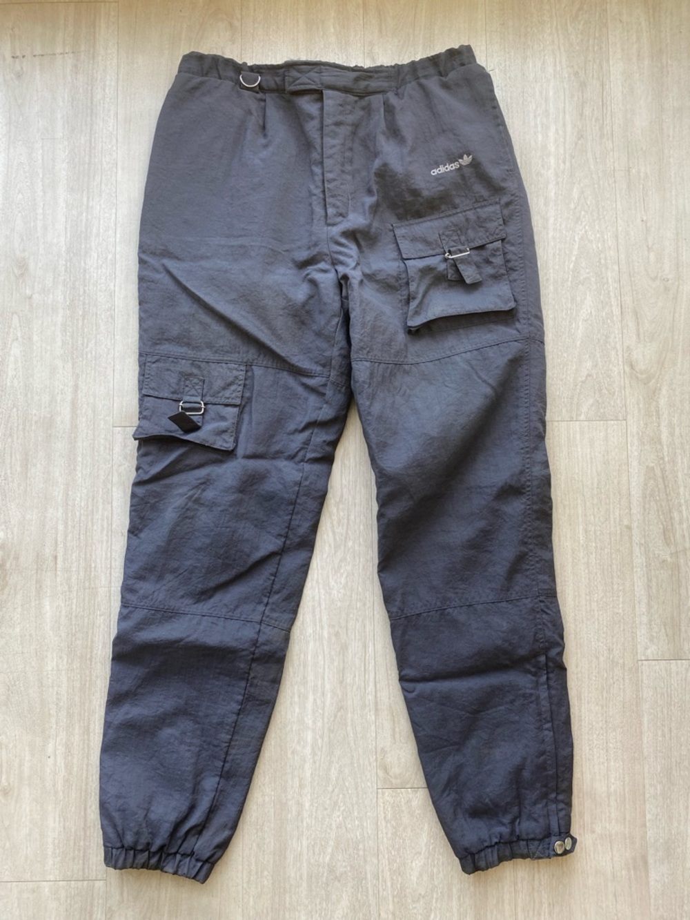 Vintage Adidas Originals Men's M Insulated Nylon Cargo Jogger Pants Gray Trefoil